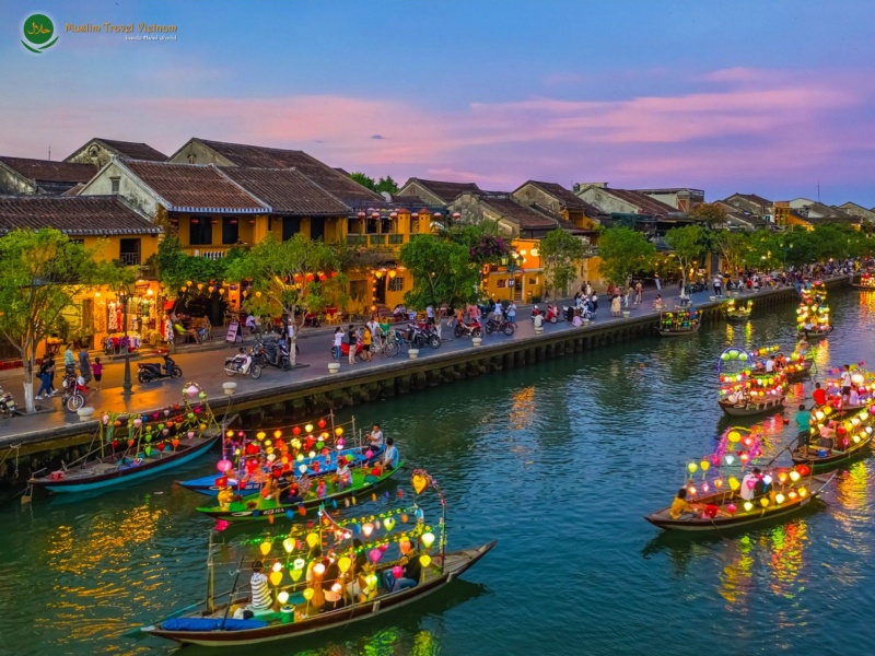 Muslim-Friendly Hoi An: Complete Guide to Mosques, Prayer Facilities & Halal Food