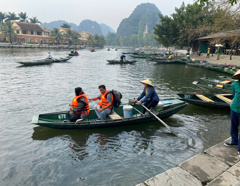 Ninh Binh Hoa Lu – Tam Coc – Mua Cave 1 Day Halal Tour