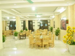 Srirembau Halal Restaurant HaLong Bay